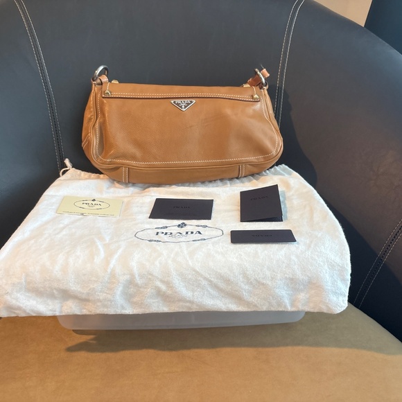 Vintage Prada Hobo Shoulder bag - Picture 5 of 8